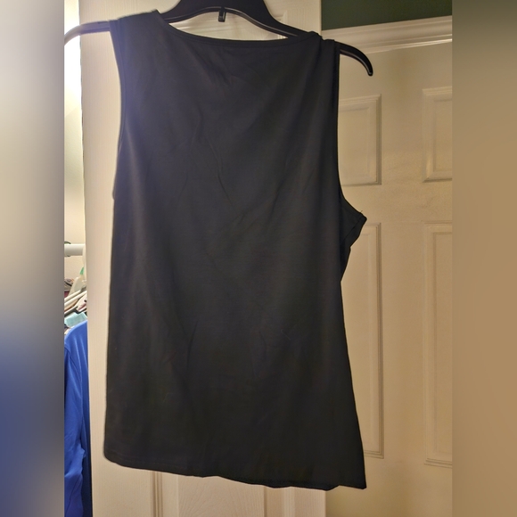 Tank top - Picture 2 of 3